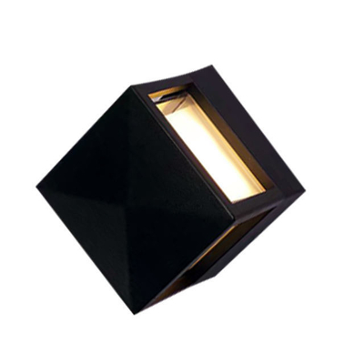 円形と四角壁の屋外IP65 LEDガーデンランプ 10W 15W 省エネ照明のために