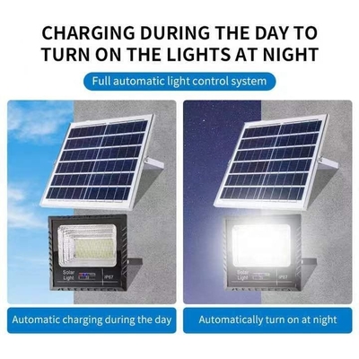 防水 IP67 タイムスイッチ 太陽光 LED 洪水灯 50000 時間稼働寿命