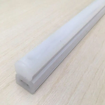 住宅設計 4ft T5 LED フィクチャー 80lm/w CRI 80 Ra 統合単一のフィクチャー