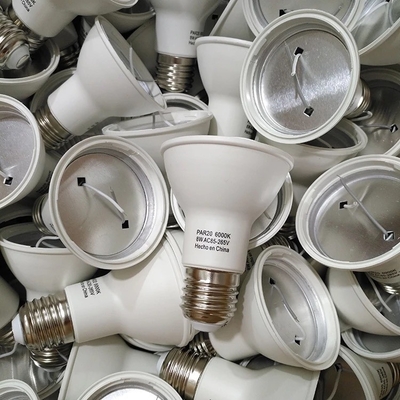 耐久性のあるPAR20/PSR30/PAR38 LEDスポットライト 38Dビームアングルと80lm/w 光流量